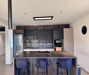 Casa moderna si spatioasa, spre inchiriere, in Livezeni - imagine 2