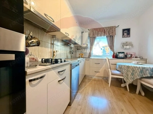 Apartament cu 3 camere de vânzare loc de parcare si teren Constanta - imagine 3