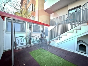 Apartament cu 3 camere de vânzare loc de parcare si teren Constanta - imagine 14