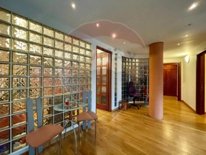 Apartament cu 3 camere de vânzare în zona Schei - imagine 12