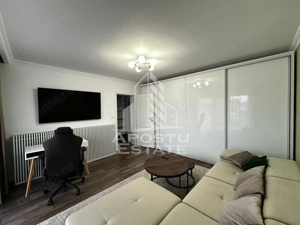 Apartament 2 camere,decomandat,centrala proprie, loc de parcare, Giroc - imagine 2