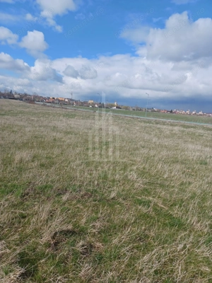 Teren intravilan 7.700 mp de vânzare | Zona Câmpșor - imagine 3