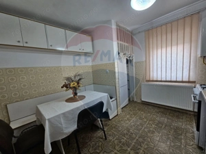 Apartament cu 4 camere - imagine 7