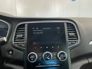 Renault Megane - imagine 19