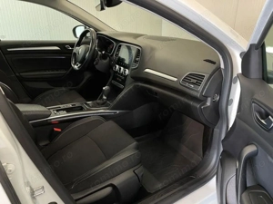 Renault Megane - imagine 9