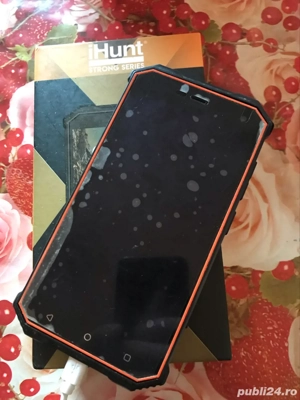 Vand tel ihunt la cutie cu folia pe ecran 4G  - imagine 3