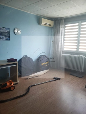 Apartament 3 camere Titan I  Aleea Postavarul I etaj 4/4