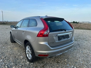 Volvo XC60 fabricat în 2015, motor 2.0 Diesel - imagine 2