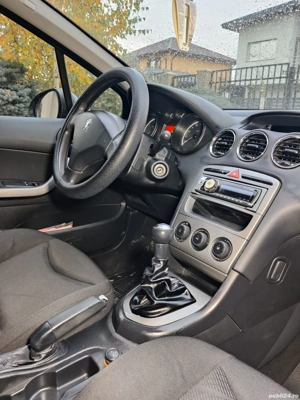 Peugeot 308, anul 2009, benzina - imagine 5