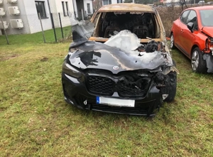 BMW X4 2023 după incendiu complet   caroserie cu acte VIN lizibil, cumpărat din salon export posibil - imagine 3