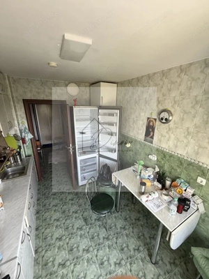 Apartament 3 camere spațios Lacul Tei Zona Nord - renovat complet - imagine 3