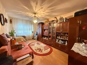 Apartament 2 camere, decomandat, 45 mp, mobilat si utilat - Lipovei - imagine 2