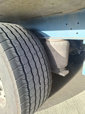 Vând semiremorca frigorifica - imagine 2