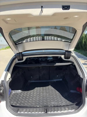 BMW Seria 3 G21 318d - imagine 3