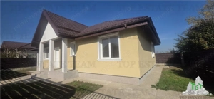 Vila individuala noua pe un singur nivel cu 3 camere, 90mp, 2 bai, bucatarie cu terasa proprie,  cur