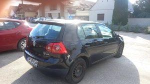 Vand Volkswagen Golf 5 1.9 TDI (PD), an 2005, fara rugina - imagine 3