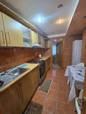 Inchiriez apartament 2 camere Micro 20 - imagine 5