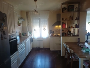 Apartamen 3 camere Nufaru  Oradea - imagine 3