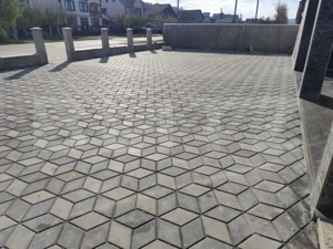 Cladire mixta, magazin, bar, spatiu birouri, Letcani - imagine 6