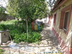 Casa 4 cam boltari teren= 670 mp toate utilitatile  Chercea-2 Cocosi - imagine 2