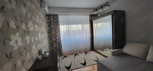 Inchiriez ap. o camera in Zona Torontalului, et.7 cu lift, suprafata utila de 35 mp.