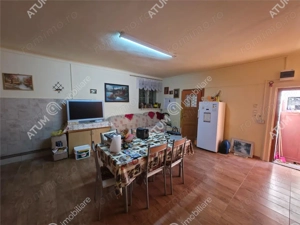 Apartament la casa cu 3 camere in zona Piata Cluj din Sibiu - imagine 11