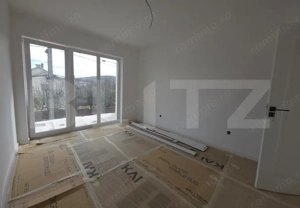 Apartament 3 camere, 2 bai,  decomandat Calea Moldovei ”la cheie” - imagine 8