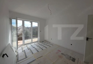 Apartament 3 camere, 2 bai,  decomandat Calea Moldovei ”la cheie” - imagine 6