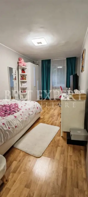 Apartament 4 camere  cu geam la baie, bloc reabilitat, 5 min metrou Titan - imagine 10