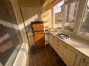 Apartament 4 camere de vânzare ,etaj 1 - 89,67 mp - Zona centrală - imagine 15