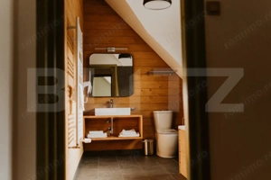 Afacere la cheie! Vila clasificata, 5 camere, 300 mp, teren 1600 mp - imagine 7