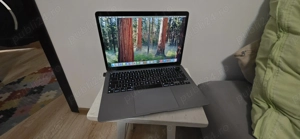 Laptop Apple MacBook Air 13-inch, True Tone, procesor Apple M1
