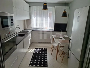 Apartament de inchiriat 3 camere, Buna Ziua