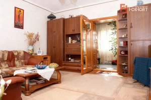 Casa individuala cu 4 camere, garaj si teren de 694 mp, zona Bujac Arad