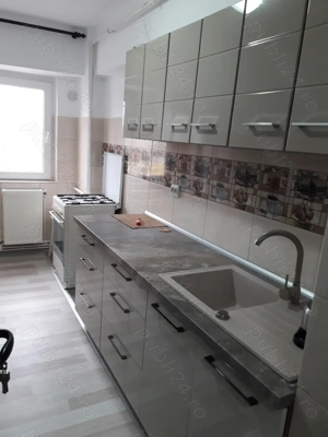Apartament 2 camere Slobozia, IL - imagine 6