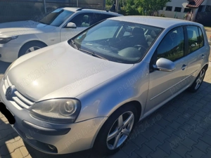 Volkswagen Golf 1.6 FSI Automatik Tour