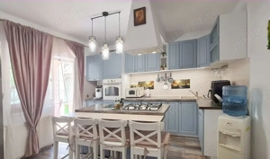 Casă modernă cu 5 camere și 4 băi, aproape de Poiana Brașov - imagine 2