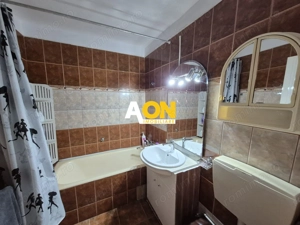 Apartament 3 camere, Decomandat, 69 mp, Zona Cetate - imagine 16