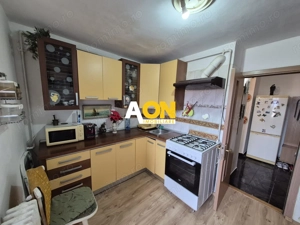 Apartament 3 camere, Decomandat, 69 mp, Zona Cetate - imagine 9