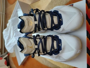 Adidasi Jordan Zion 1