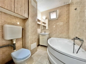 Apartament Decomandat cu 3 Camere 2 Bai in Noua Pet Friendly - imagine 12