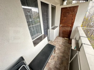 Apartament 2 camere, semidecomandat, 40 mp, zona Micro – mobilat și utilat  - imagine 4