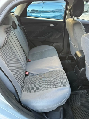 Vând Ford Focus  ,EcoBoost ,100 CP  ,Euro 6  ,Preț 6500 Euro (negociabil) - imagine 8