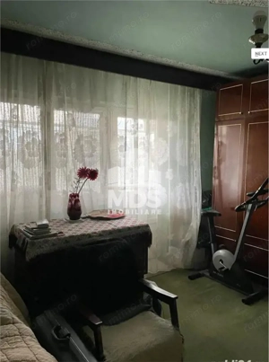 Decomandat cu 2 bai  #537;i 2 balcoane - imagine 4