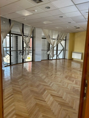 Spații de birouri de închiriat în centru, Buzău. Clădire reprezentativă, poziție premium - imagine 6