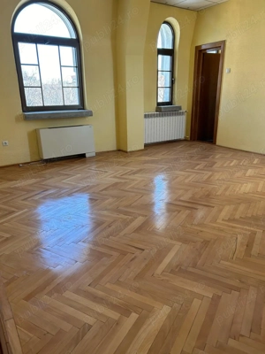 Spații de birouri de închiriat în centru, Buzău. Clădire reprezentativă, poziție premium - imagine 7