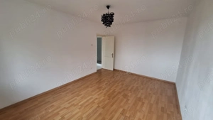 Apartament de vanzare in Constanta, Gara - 2 camere decomandat - imagine 2