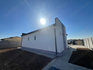 Casă parter 4 camere-2 băi-300 mp teren - imagine 2