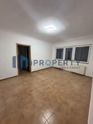 Bd Unirii | 2 Camere Nemobilate | Centrala Proprie | Balcon 