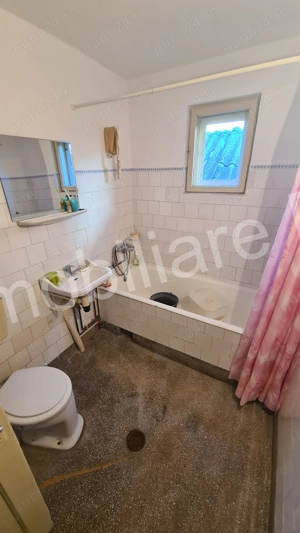  Casă de vânzare în Curtea de Argeș. - imagine 10